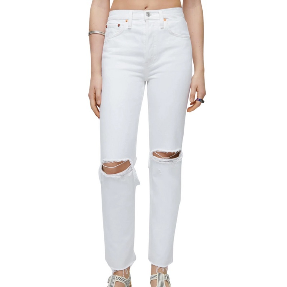 Re/Done (read measurements) 70’s Stovepipe White Destroyed Distressed Jeans